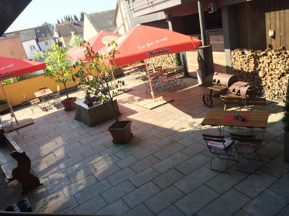 Landgasthof Zum Goldenen Loewen Moosbach  Exterior foto